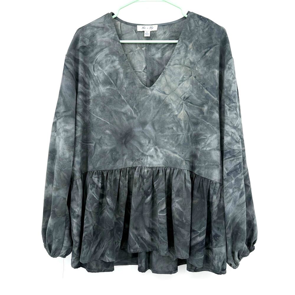 She + Sky Size Large Long‎ Sleeve Blouse Gray Peplum Style Banded Sleeves